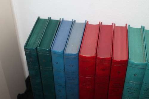 19 x The Companion Book Club Books
