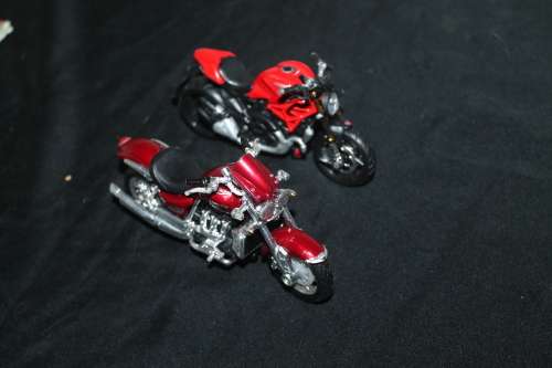 2 Bikes