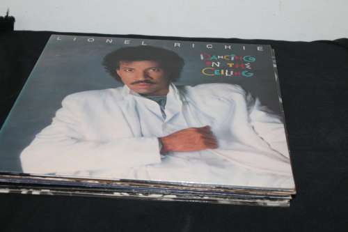 Lionel Richie Dancing on the ceiling