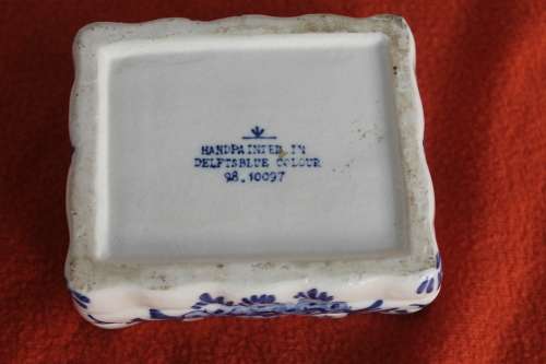 Delft trinket Box