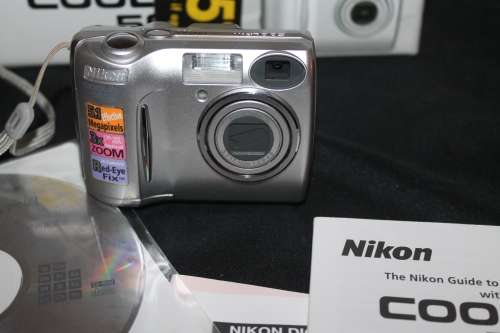 Nikon Coolpix 5600
