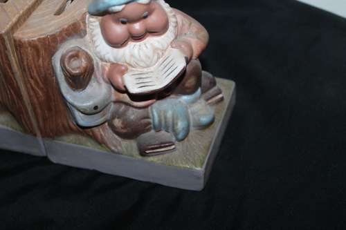2 Money Boxes / Book Ends
