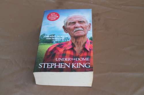 Stephen King Under the Dome