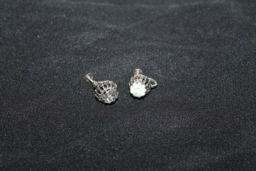 Vintage Clip on Earings