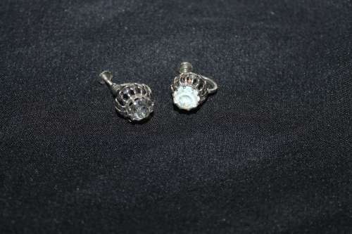 Vintage Clip on Earings