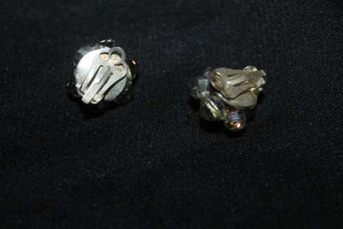 Vintage clip on Earings