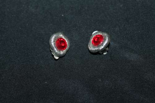 Costume Jewlery Clip on Earings