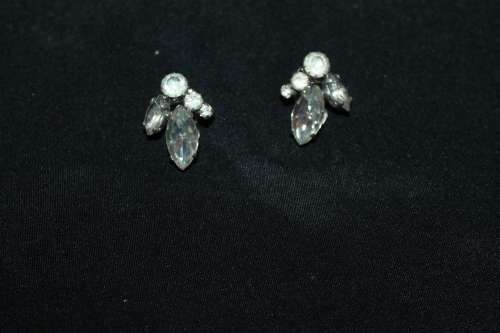 Vintage Clip on Earings