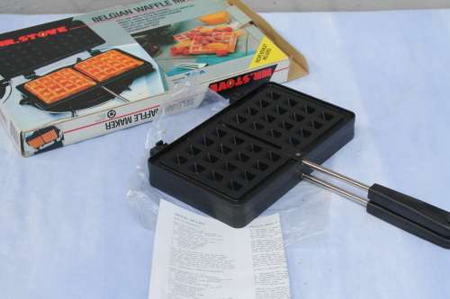 Cast Iron Belgian Waffle Maker