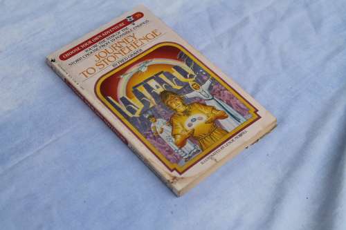 Journey to Stonehenge Choose your own adventure