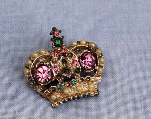 Costume Crown Brooch