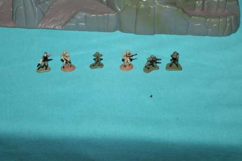 Boxed Micro Machines Shadow rock Battle Base Galoob 1997