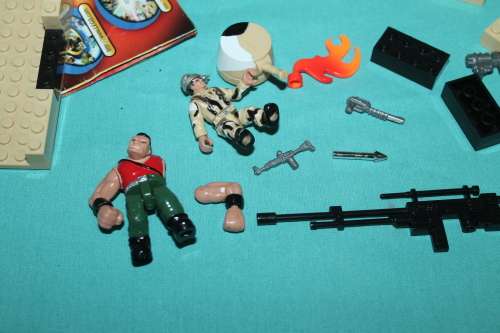 2 Sets of Blockmen Military Building Sets 1999