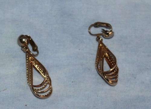 Costume Jewlery Earings
