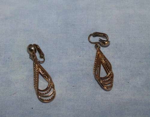 Costume Jewlery Earings