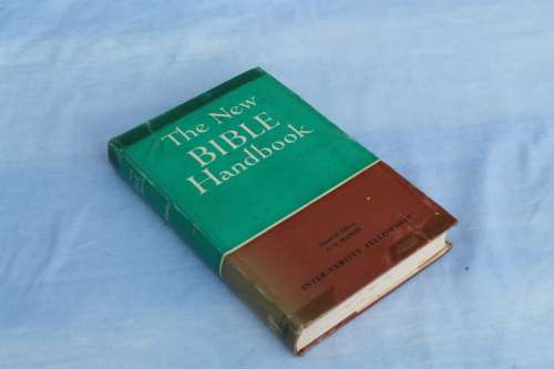 The New Bible Handbook