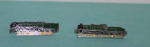 2 Train Pin Badges