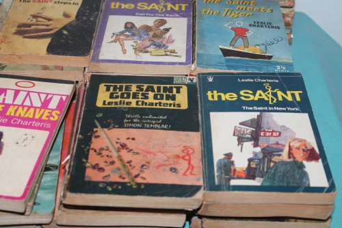 The Saint Leslie Charter`s 43 books