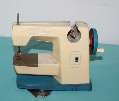 Children`s Sewing Machine