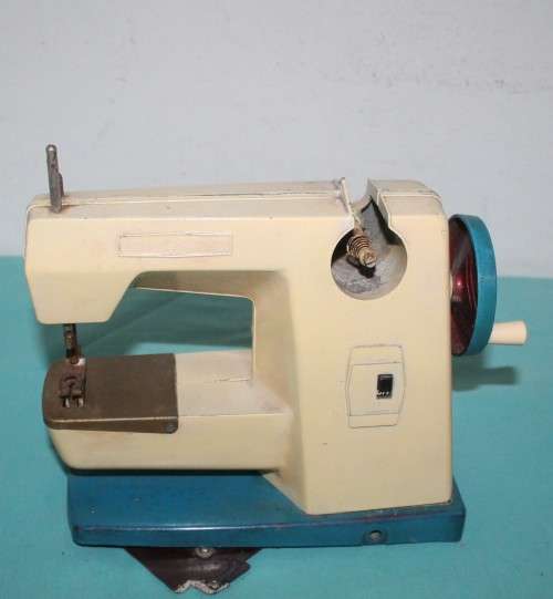 Children`s Sewing Machine