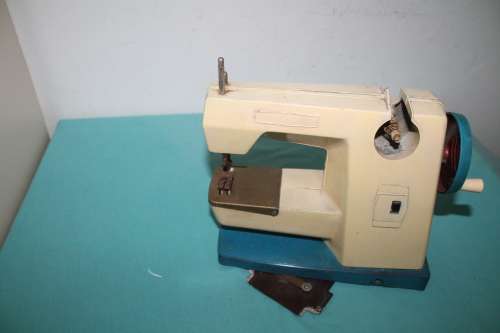 Children`s Sewing Machine