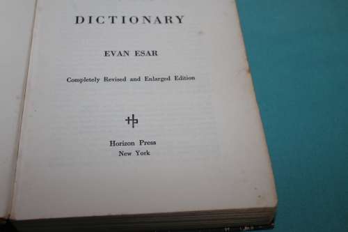Esar`s  Comic Dictionary Evan Esar