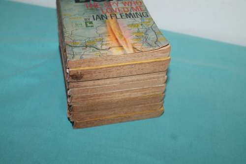 8 Ian Flemmin James Bond Books