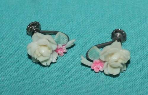 Vintage screw on earrings