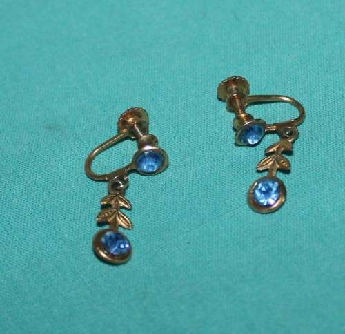Vintage Blue Stone screw on Earrings