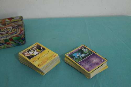 110 Pokémon Cards and Tin 2011/ 2012 and 2013