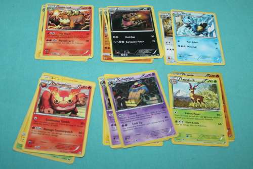 110 Pokémon Cards and Tin 2011/ 2012 and 2013