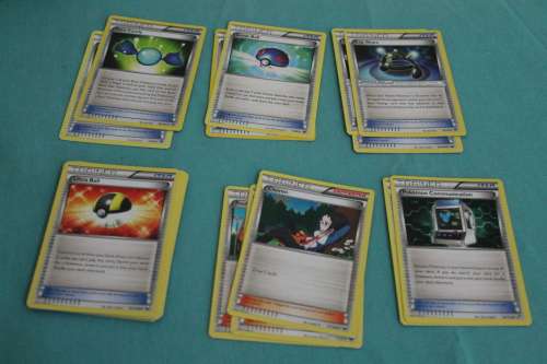 110 Pokémon Cards and Tin 2011/ 2012 and 2013