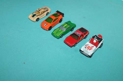 5 Hotwheels