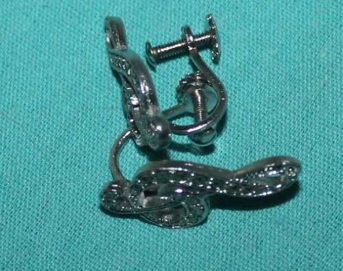 Vintage Clip on earrings