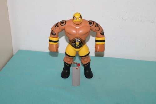 Westling Figure