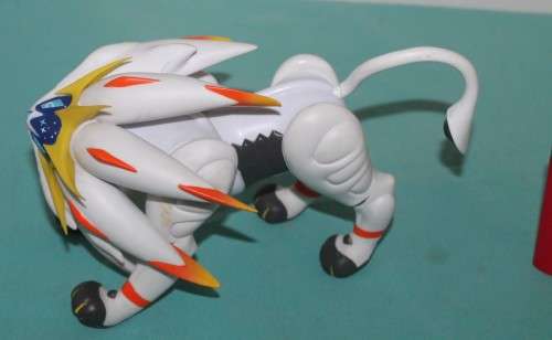 Pokémon Figure