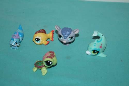 5 LPS Figures