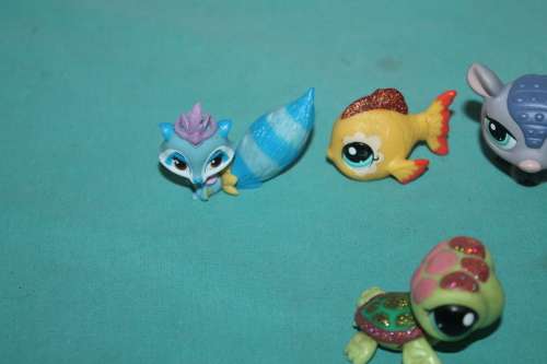 5 LPS Figures