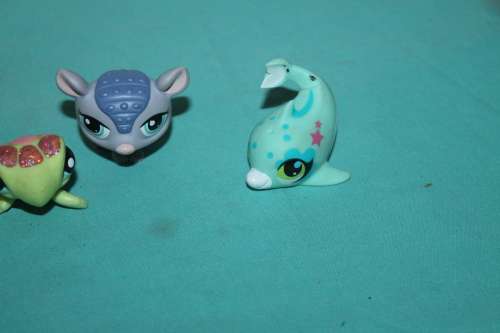 5 LPS Figures