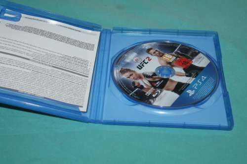 PS 4 U F C 2
