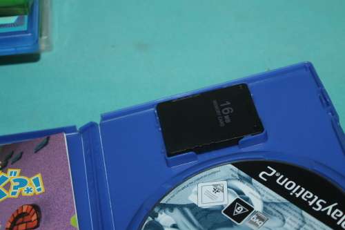 PS 2 Donald Duck Quack Attack Plus Memory Card