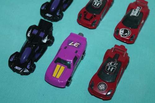 5 Hotwheel Cars