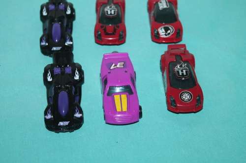 5 Hotwheel Cars
