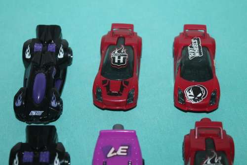 5 Hotwheel Cars