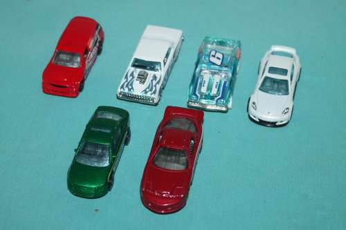 6 Assorted Hot Wheels