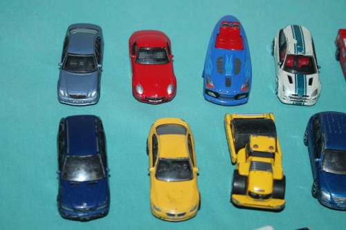 11 x Realtoy Model Cars