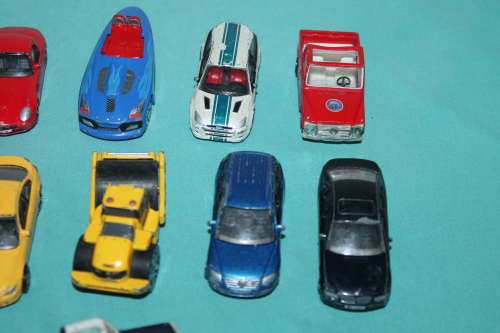 11 x Realtoy Model Cars