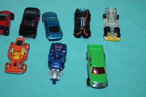 9 x Mattel Model Cars