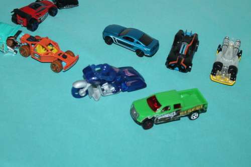 9 x Mattel Model Cars