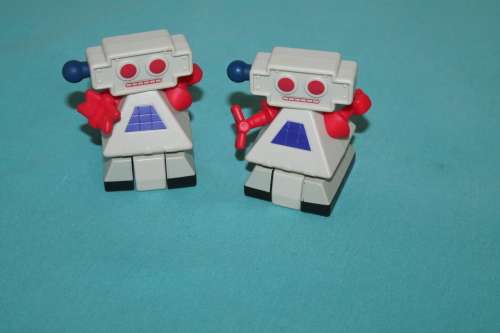 2 Small MacDonalds Robots